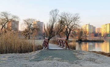 FOTO: Takto vyzerali zimné februárové dni na Jazere, počasie prialo otužilcom aj fanúšikom jari