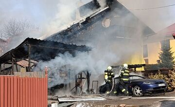 FOTO: Požiar rodinného domu v Margecanoch