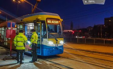FOTO: Policajná akcia v Košiciach, policajti odstavili časť mesta
