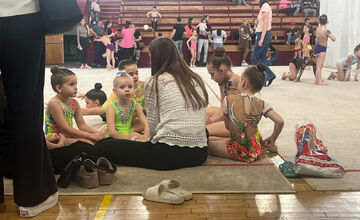 Mladé gymnastky si počas víkendu zmerali sily s Maďarkami, Poľkami aj Ukrajinkami