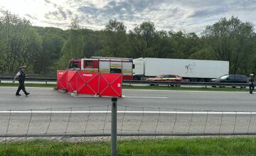 FOTO: Tragická nehoda na Zelenom dvore si vyžiadala smrť chodkyne