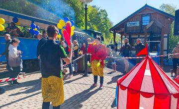 FOTO: Košická Detská železnica odštartovala ďalšiu sezónu. Krásna akcia rozžiarila očká malých aj veľkých