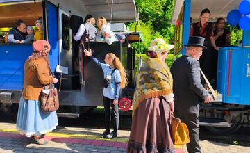 FOTO: Košická Detská železnica odštartovala ďalšiu sezónu. Krásna akcia rozžiarila očká malých aj veľkých