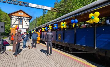 FOTO: Košická Detská železnica odštartovala ďalšiu sezónu. Krásna akcia rozžiarila očká malých aj veľkých
