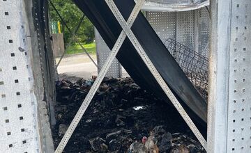 FOTO: Na Terase zhorelo kontajnerovisko až do tla