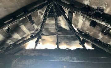 FOTO: Požiar v obci Sokoľ pripravil o domov dve rodiny