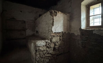 Timravin rodný dom je v žalostnom stave, šperkárka opäť využíva svoju tvorbu na dobrú vec