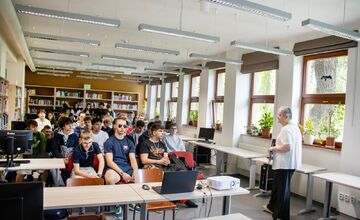 FOTO: UPJŠ pripravila pre stredoškolákov zaujímavé podujatie o Šafárikovi