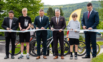 Novootvorená pumptracková dráha v Gelnici teší miestnych bikerov
