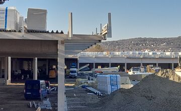 FOTO: Výstavba Obchodného centra Košice, Pri Hati