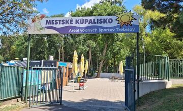 FOTO: Letné kúpalisko v Trebišove