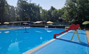 FOTO: Letné kúpalisko v Trebišove