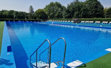 FOTO: Letné kúpalisko v Trebišove