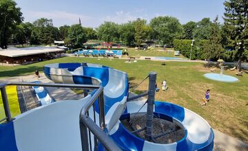 FOTO: Letné kúpalisko v Trebišove