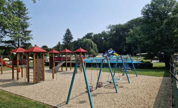 FOTO: Letné kúpalisko v Trebišove