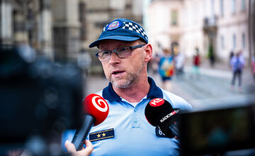 FOTO: Cyklistov aj kolobežkárov prekvapila meracia akcia priamo v historickom centre Košíc