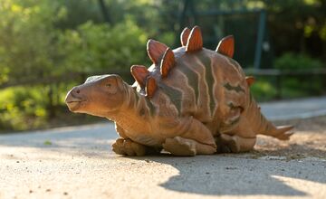 FOTO: V košickom DinoParku stretnete chodiaceho robotického dinosaura