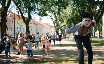 FOTO: V Spišskej Novej Vsi ožili cez víkend Živé sochy