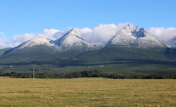FOTO: Augustový víkend v Tatrách poriadne prekvapil, turisti videli sneh