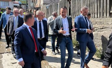 FOTO: Minister Drucker na rokovaní v Richnave