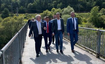 FOTO: Minister Drucker na rokovaní v Richnave