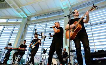 Metropola východu cez víkend otvorila najmodernejší plavecký komplex vo veľkom štýle