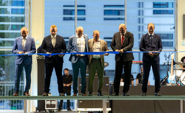 Metropola východu cez víkend otvorila najmodernejší plavecký komplex vo veľkom štýle