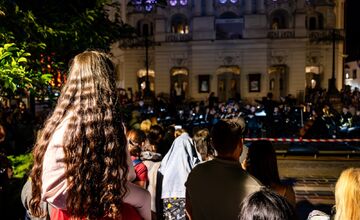 FOTO: Nestihli ste nočnú šou na Spievajúcej fontáne? Z tej nádhery vám padne sánka