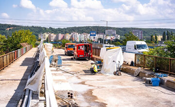 FOTO: Chodník na košickom moste VSS uzavreli