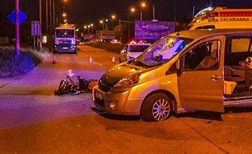 FOTO: Tragická nehoda auta s motorkárom v Košiciach