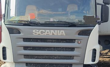 FOTO: Nehoda kamióna medzi Turňou nad Bodvou a Drienovcom