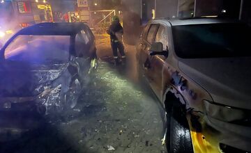 FOTO: V Kašove zhorela dielňa aj dve autá