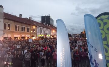 FOTO: Protesty proti konsolidácii na Spiši a v Košiciach