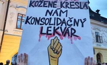 FOTO: Protesty proti konsolidácii na Spiši a v Košiciach
