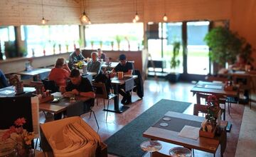 FOTO: Martin Novák zavítal do reštaurácie Bayer v Košiciach