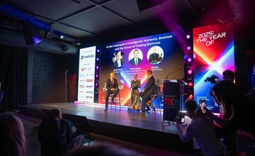 FOTO: Humanoidný robot Sophia sa predstavil na konferencii v Košiciach