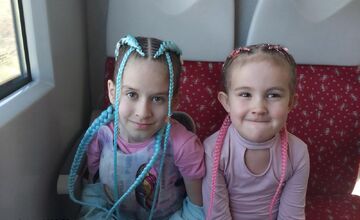 FOTO: Malá bojovníčka Sárka trpí genetickým ochorením chrbtice