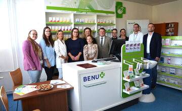 FOTO: Nová výučbová lekáreň teší košických študentov farmácie