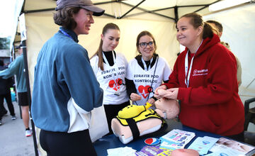 FOTO: UPJŠ a jej priatelia v úvode maratónskeho týždňa bežali pre dobrú vec