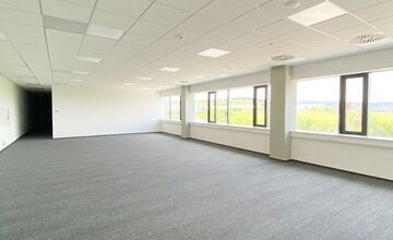 FOTO: Nový čínsky investor v Košiciach prináša stovky pracovných miest