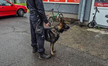 FOTO: Policajti dohliadali na bezpečnosť vo viacerých obchodoch v Košickom kraji