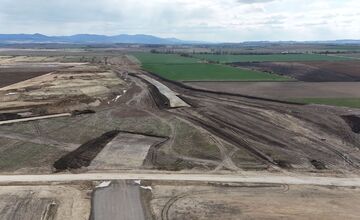 FOTO: Výstavba cestnej infraštruktúry v Priemyselnom parku Valaliky