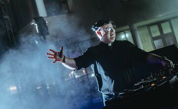 FOTO: Svetoznámy kresťanský DJ dorazí do Košíc na oslavu Bernarda Bobera