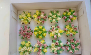 FOTO: Prekrásne muffinky sa stali virálnymi, veď vyzerajú ako živé kytice!