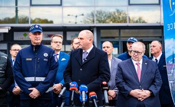 FOTO: Na Železničnej stanici v Košiciach hliadkujú policajti