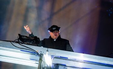 FOTO: Padre Guilherme rozvibroval Košice slovenskými aj svetovými hitmi