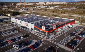 FOTO: V Košiciach otvorili OC Pri Hati