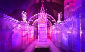 FOTO: Veľkolepý ľadový dóm otvoril brány. Prezident Pellegrini v úžase