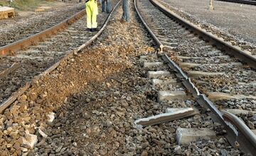 FOTO: Na košickej stanici sa vykoľajil vlak