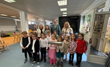 FOTO: Košická knižnica zakopala časovú schránku